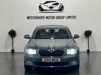 Skoda Superb 3.6 V6 Elegance DSG 4WD Euro 5 5dr