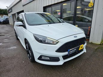 Ford Focus 2.0T EcoBoost ST-3 Euro 6 (s/s) 5dr