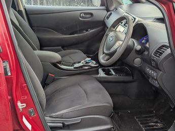 Nissan Leaf 30kWh Acenta Auto 5dr