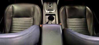 LAND ROVER DISCOVERY SPORT 2.0 TD4 HSE Luxury SUV 5dr Diesel Auto 4WD Euro 6 (s/s) (180 ps)