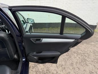 Mercedes-Benz C Class 2.1 C220 CDI AMG Sport G-Tronic+ Euro 5 (s/s) 4dr