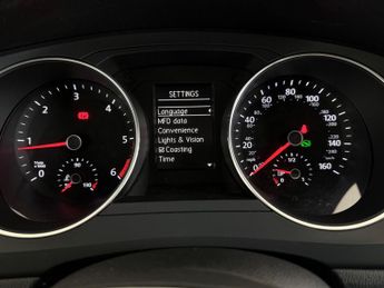 Volkswagen Jetta 2.0 TDI BlueMotion Tech SE DSG Euro 6 (s/s) 4dr