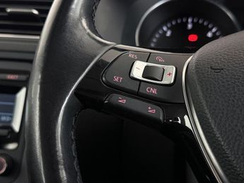 Volkswagen Jetta 2.0 TDI BlueMotion Tech SE DSG Euro 6 (s/s) 4dr