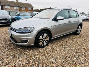 Volkswagen e-Golf 35.8kWh e-Golf Auto 5dr