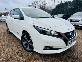 Nissan Leaf 40kWh N-Connecta Auto 5dr
