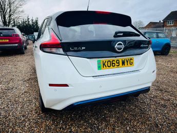 Nissan Leaf 40kWh N-Connecta Auto 5dr
