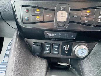 Nissan Leaf 40kWh N-Connecta Auto 5dr