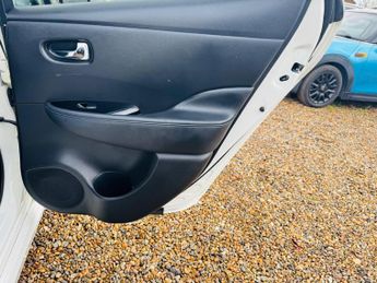 Nissan Leaf 40kWh N-Connecta Auto 5dr