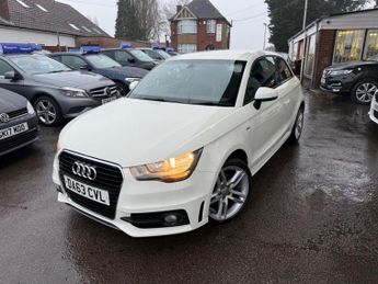 Audi A1 1.6 TDI S line Euro 5 (s/s) 3dr