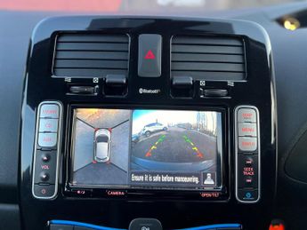 Nissan Leaf 24kWh Tekna Auto 5dr