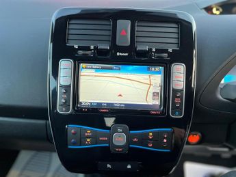 Nissan Leaf 24kWh Tekna Auto 5dr