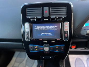 Nissan Leaf 24kWh Tekna Auto 5dr