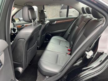 Mercedes-Benz C Class 2.1 C220 CDI BlueEfficiency Elegance Auto Euro 5 4dr