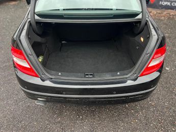Mercedes-Benz C Class 2.1 C220 CDI BlueEfficiency Elegance Auto Euro 5 4dr