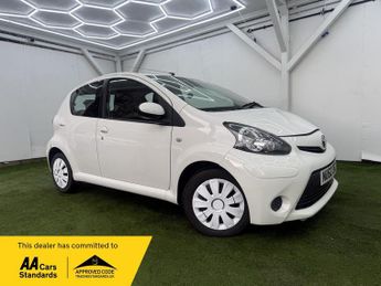 Toyota AYGO 1.0 VVT-i Ice Euro 5 5dr