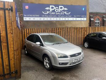 Ford Focus 2.0 Titanium 5dr