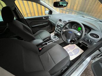 Ford Focus 2.0 Titanium 5dr