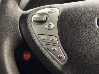 Nissan Leaf 24kWh Acenta Auto 5dr