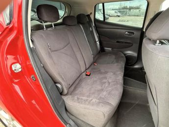 Nissan Leaf 24kWh Acenta Auto 5dr