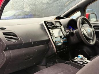 Nissan Leaf 24kWh Acenta Auto 5dr