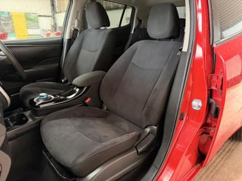 Nissan Leaf 24kWh Acenta Auto 5dr