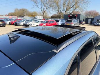 Ford Kuga 2.5 Duratec 14.4kWh ST-Line X Edition CVT Euro 6 (s/s) 5dr