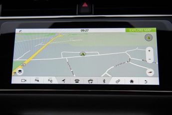 Land Rover Range Rover Evoque 1.5 P300e 12.2kWh R-Dynamic SE Auto 4WD Euro 6 (s/s) 5dr