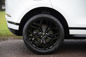 Land Rover Range Rover Evoque 1.5 P300e 12.2kWh R-Dynamic SE Auto 4WD Euro 6 (s/s) 5dr