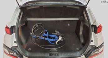 Hyundai KONA 64kWh Premium Auto 5dr (10.5kW Charger)