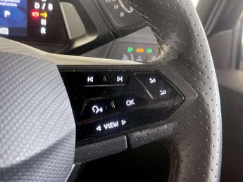 CUPRA Born 58kWh V2 Hatchback 5dr Electric Auto (204 ps)