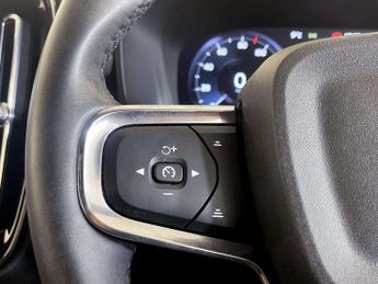 Volvo XC40 1.5h T4 Recharge 10.7kWh Plus SUV 5dr Petrol Plug-in Hybrid Auto