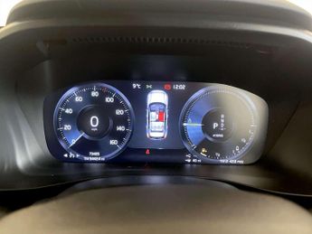 Volvo XC40 1.5h T4 Recharge 10.7kWh Plus SUV 5dr Petrol Plug-in Hybrid Auto