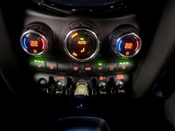 MINI Electric Hatch Cooper SE 32.6kWh Level 2 Hatchback 3dr Electric Auto (184 ps)