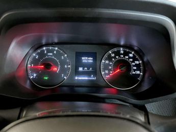 Renault Trafic 2.0 dCi Blue SL28 Business+ Panel Van 5dr Diesel Manual L1 H1 Eu