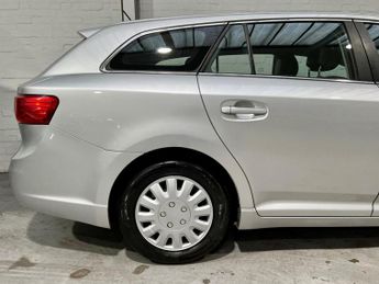 Toyota Avensis 2.0 D-4D T2 Tourer Euro 5 5dr
