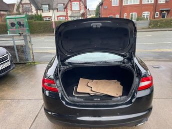 Jaguar XF 2.2d Luxury Auto Euro 5 (s/s) 4dr