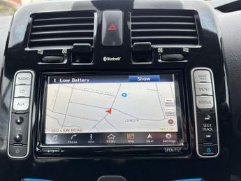 Nissan Leaf 24kWh Acenta Auto 5dr