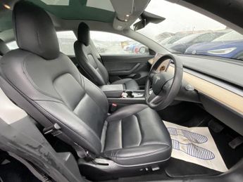 Tesla Model 3 STANDARD RANGE +