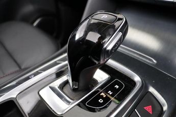 MG MG HS 1.5 T-GDI 16.6kWh Exclusive Auto Euro 6 (s/s) 5dr