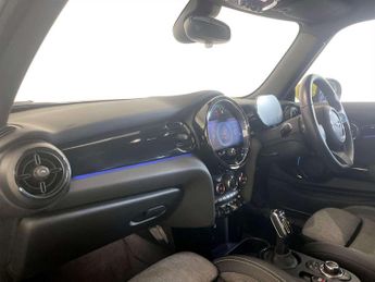 MINI Electric Hatch Cooper SE 32.6kWh Level 2 Hatchback 3dr Electric Auto (184 ps)