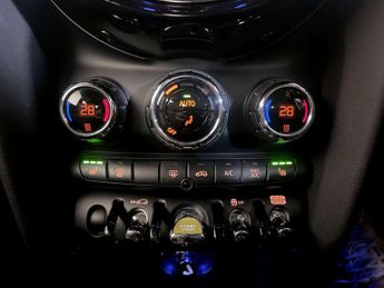 MINI Electric Hatch Cooper SE 32.6kWh Level 2 Hatchback 3dr Electric Auto (184 ps)