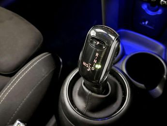 MINI Hatch 1.5 Cooper Sport Hatchback 3dr Petrol Steptronic Euro 6 (s/s) (1