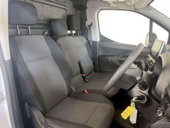 Vauxhall Combo Electric 2300 50kWh Sportive Panel Van 5dr Electric Auto L1 H1 (7.4kW Cha