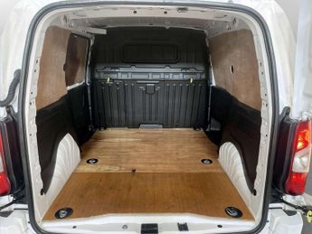 Vauxhall Combo Electric 2300 50kWh Sportive Panel Van 5dr Electric Auto L1 H1 (7.4kW Cha