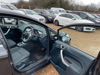 Ford Fiesta 1.4 Zetec 5dr