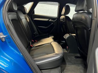 Audi Q3 2.0 TDI S line S Tronic quattro Euro 6 (s/s) 5dr