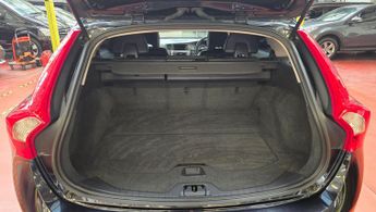 Volvo V60 3.0 T6 SE Lux Geartronic AWD