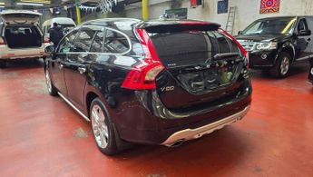 Volvo V60 3.0 T6 SE Lux Geartronic AWD