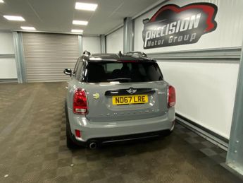 MINI Countryman 1.5 7.6kWh Cooper SE Auto ALL4 Euro 6 (s/s) 5dr