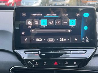 Volkswagen ID.3 Pro Performance 58kWh Life Auto 5dr